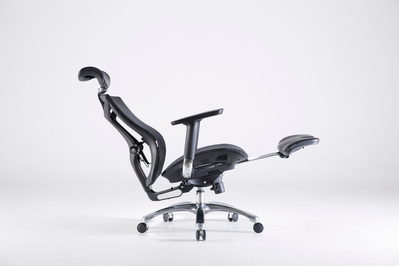Load image into Gallery viewer, SIHOO V1 Ergonomic Office Chair (with built-in footrest)
