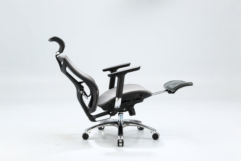 Load image into Gallery viewer, SIHOO V1 Ergonomic Office Chair (with built-in footrest)

