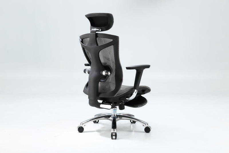 Load image into Gallery viewer, SIHOO V1 Ergonomic Office Chair (with built-in footrest)
